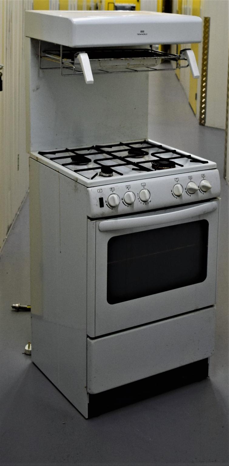 New World 55cm Gas Cooker High Grill White in TW8 London for £49.00