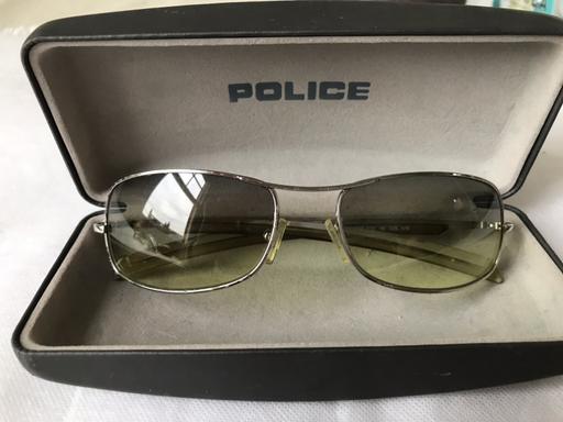 Buy & Sell Glasgow Finnieston - Glasgow - Photos for Police unisex sunglasses green tinted glass