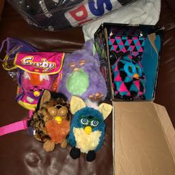 All working as far as I know just need battery’s


Leopard print furby - 1999
Turquoise furby - 1999
Purple and mint green furby - 2006
Furby backpack - 1999
Furby boom - 2013

SOME EXTREMLY RARE ORIGINAL COLLECTIBLES