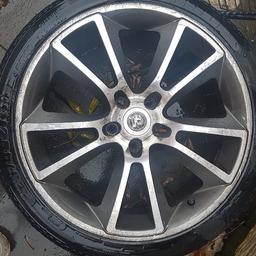 VXR 18s. 1 wheel got 4 cracks in as u can see in pick. 1 tyres buld. £80