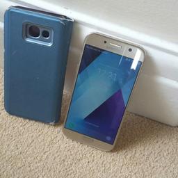 Samsung Galaxy a5 2017 32gb and unlocked to any network. mint condition both screen and back. Buyer need to buy the fast charger for it from ebay is only few pounds for fast charging  as it comes with the cable and the case.