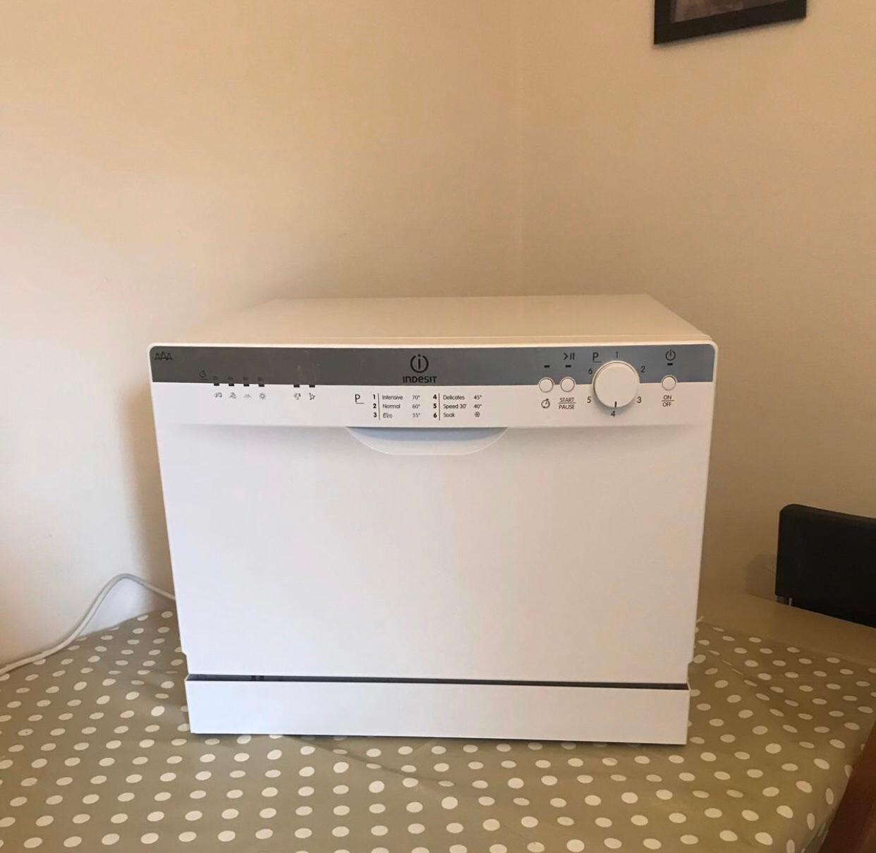 Indesit Table top dishwasher in FY3 Bispham für £ 55,00 zum Verkauf