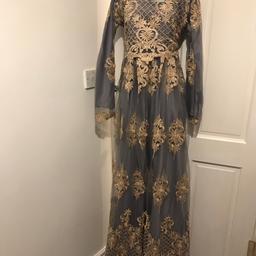A beautiful dress to suit any occasions. Size s/m