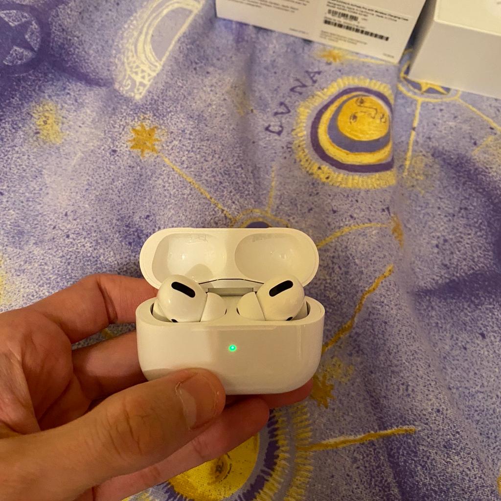 Air pods pro neu in 6176 Marktgemeinde Völs für € 250,00 zum Verkauf ...