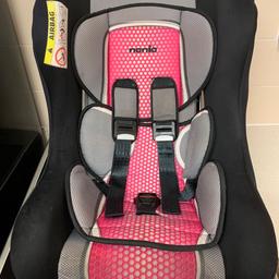 Can be used rear facing forward facing and as a bigger seat without straps
Only selling as my daughter has outgrown it
Covers are washable
Never been in a crash or dropped
Looking for a quick sale as it’s in the way now
Any questions just ask
Collection only due to size