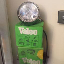 2 new Valeo spotlights  unused still in a box