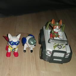Tracker and vehicle, Robodog and Superpup. Sought after and rare so no offers on this bundle please. Played with condition (little bits of paint come away as expected)