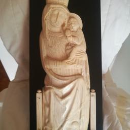 Zanna di mammut raffigurante Madonna con bambino, misura 80x63