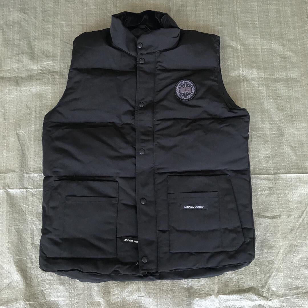 Canada goose Väst black label in 14590 Hallunda for SEK 2,200.00 for ...