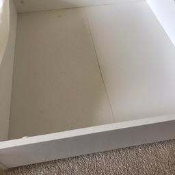 2x IKEA under bed storage boxes with wheels
White 
With covers that clip on


65x70cm