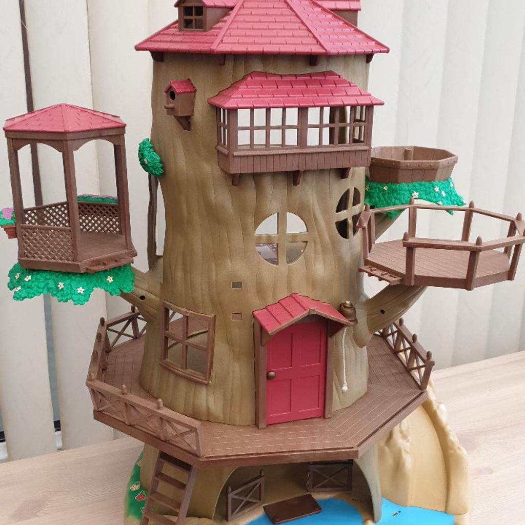 Huge Sylvanian Tree House in WA3 Croft für 10,00 £ zum Verkauf | Shpock DE