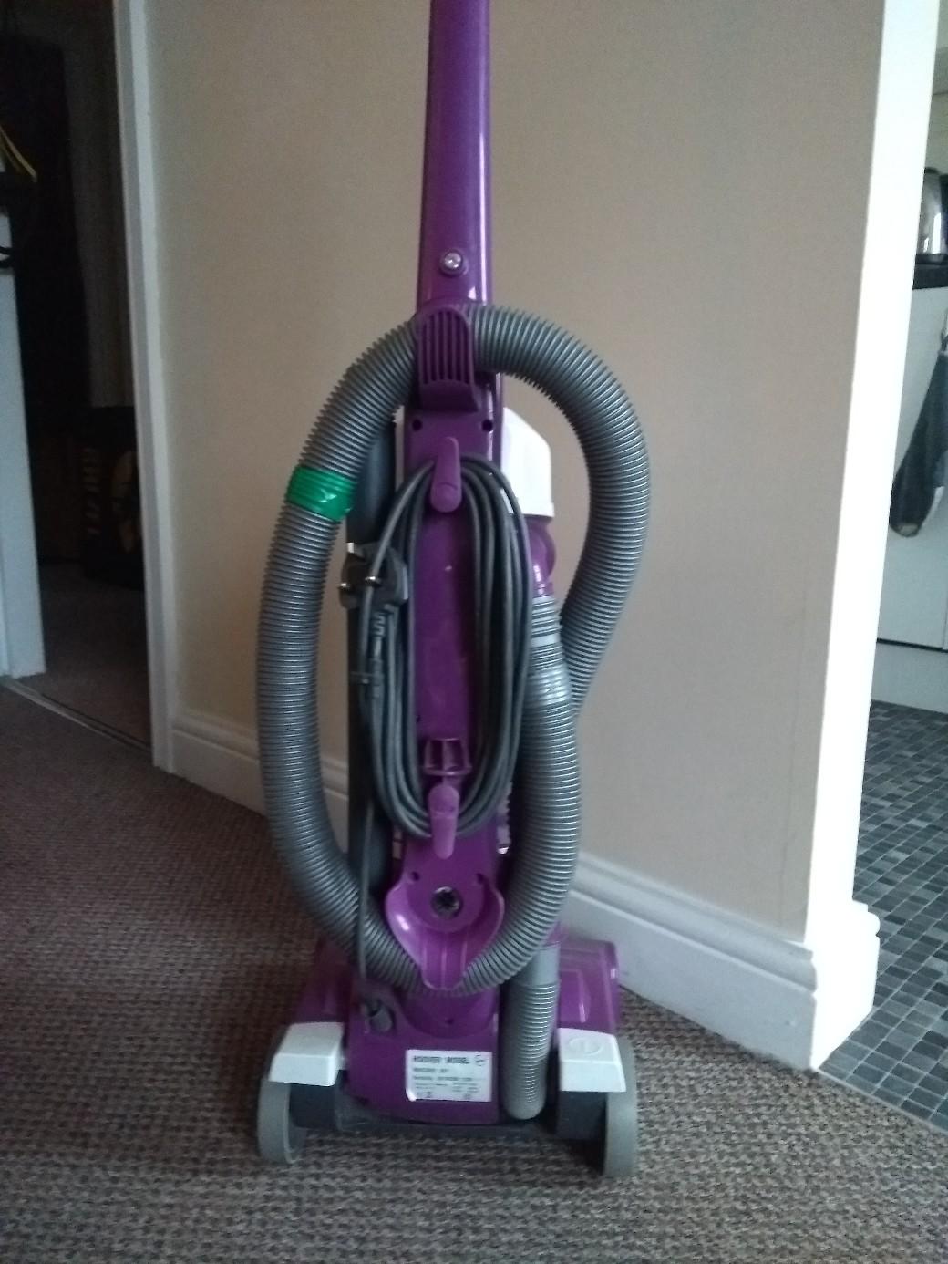 Hoover Whirlwind upright vacuum cleaner in SK4 Stockport for £15.00 for