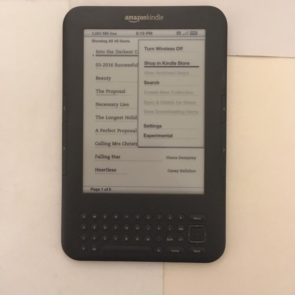 Amazon Kindle model D00901 in DH7 Brandon for £15.00 for sale Shpock
