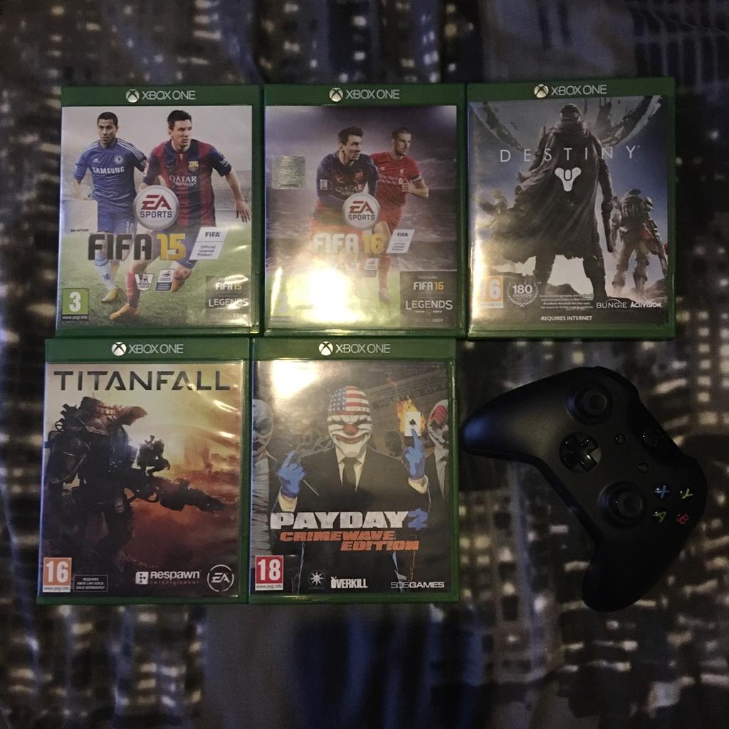 Controller works perfectly fine. Only selling as its just in my draw most the time and don’t use it.
Games includes;
FIFA 15 & 16
Destiny
Titanfall
Payday: crime wave edition

Controller can be sold separately for £30