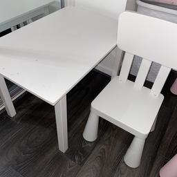 Kids table and chair good condition