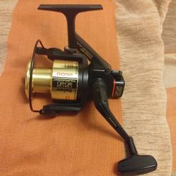 The reel is in beautiful condition, hardly a mark on it.
It has the stainless bearing/ bush upgrade 
Comes with....
box
instructions 
parts diagram 
original nylon bush
This is fantastic for using for carp,pike, stalking ,specimen tench,bream barbel chub etc