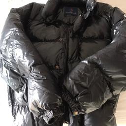 Verkaufe Original Moncler Jacke - Größe 1 in schwarz glänzend