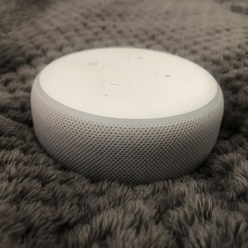 AMAZON ALEXA 3RD GEN WHITE WITH BOX in WS1 Walsall für 25,00 £ zum ...
