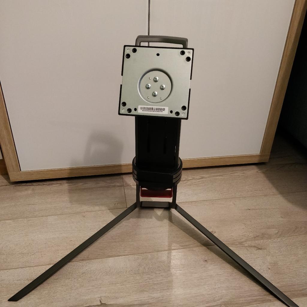 Monitor stand from Acer Predator Z35P in E13 London Borough of Newham