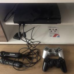 Ps3 250 GB + 15 Spile in Konsol 
2 controller sony
2 move controller + Camera