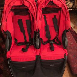 Fab buggy in great condition has a few scratches on frame as expected but fabric in great condition.
Rain cover a bit tight but works .
Lies flat , extending hoods when it’s sunny.