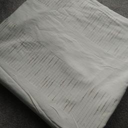 Large oatmeal/cream lined throw. Bought from here (£5) but not big enough to cover 4 seater sofa.

Good condition. Collection only.