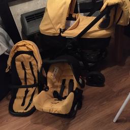 Graco evo complete travel system
Lovely pram just no longer needed
Can be world or parent facing
Footmuff and raincover included
Open to offers as need out the way