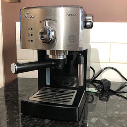 Phillips Saeco Poemia coffee machine / espresso / latte / cappuccino look 👀 

Great condition Phillips Saeco coffee machine.

Makes lovely cappuccino/ latte / hot choc etc as it has a built in milk frother.

Selling due to a lazy upgrade to the much more expensive bean to cup machine.

Use buy a bag of pre ground coffee available at supermarkets and you’re away

Thanks