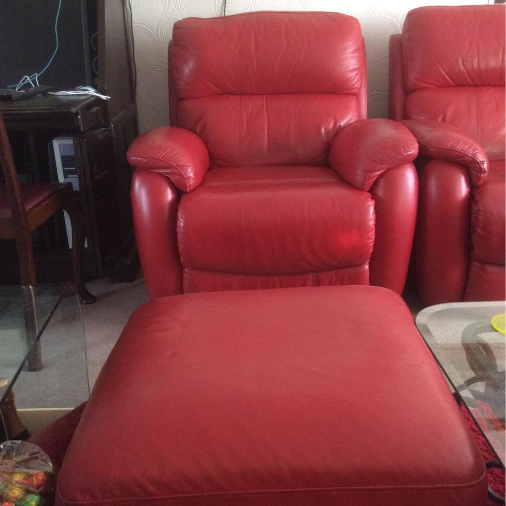 Two red leather electric reclinable chairs in B90 Solihull for £175.00