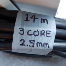 14 metres of steel armoured cable. 3 core 2.5mm.
Never used but there is a small puncture in outer casing.