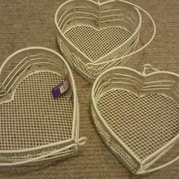 Lovely ornate white wire vintage style baskets, tags still on, brand new, 2 small and 1 medium. set of 3. Collection from Kidderminster only.