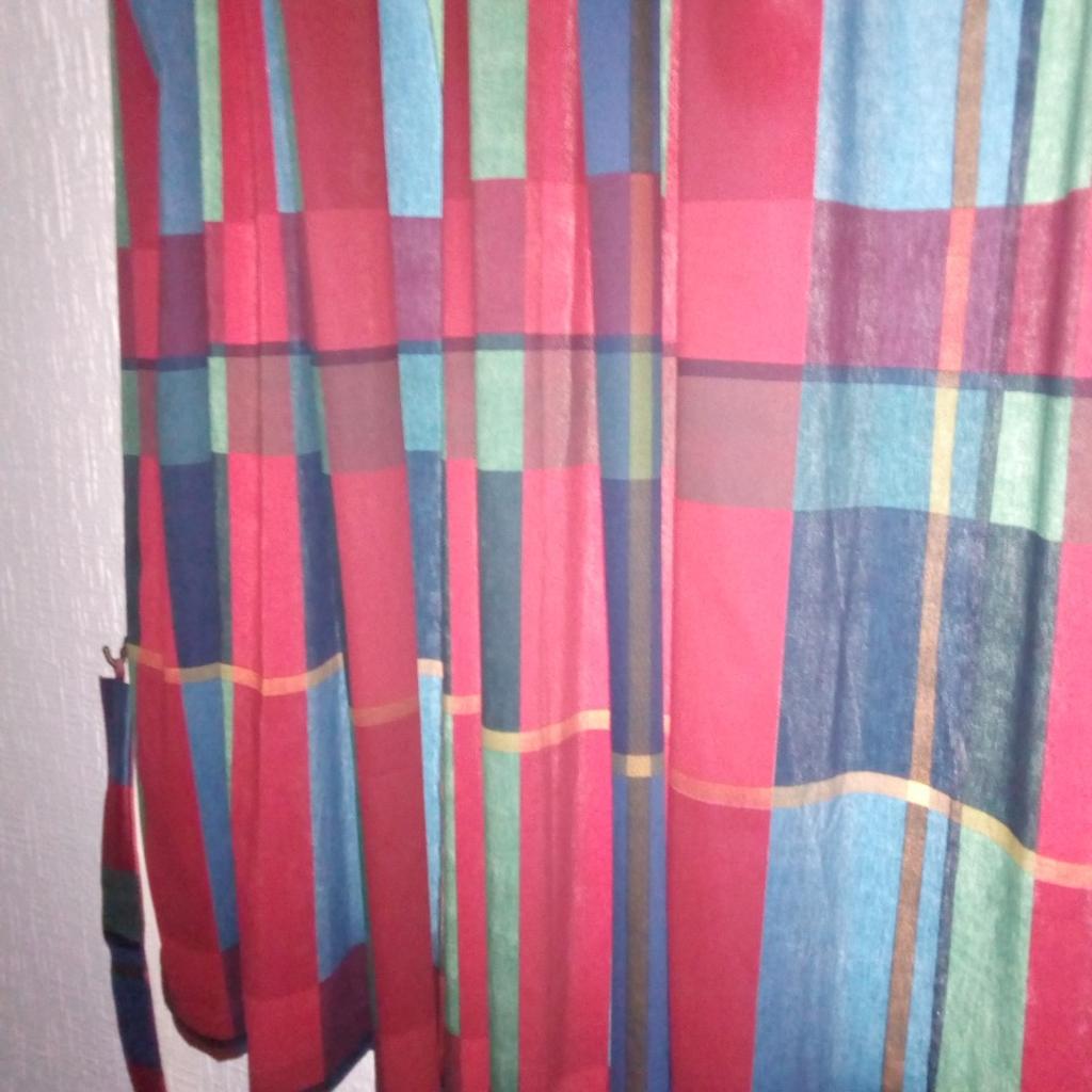 curtains duvet pillow case platform valance all to match good condition used in spare bedroom