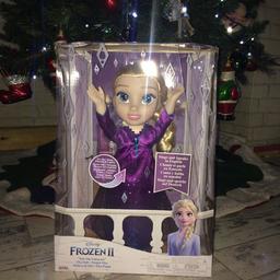 Brand new singing Elsa doll in 📦 
£40 want £20 
duplicate present 🎁