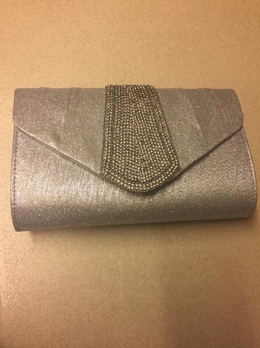 Buy & Sell West Midlands Walsall - Photos for Silver diamante handbag