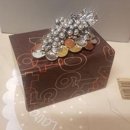 uva portafortuna in argento laminato con scatola possibilità di confezione regalo disponibili 1 pezzo