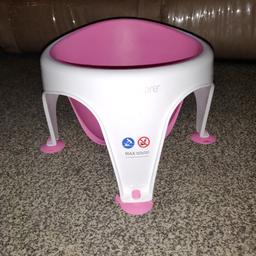 pre loved angel care baby bath seat, hardly used.
smoke free, pet free home.
collection from L21.