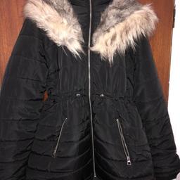 This is a brand new coat with tags removed.
Never worn, just tried on. Just too big for me.

Really warm with a hood and faux fur detail around the hood.

Any questions please ask.
Looking for someone to collect ASAP.

Hertford
£20