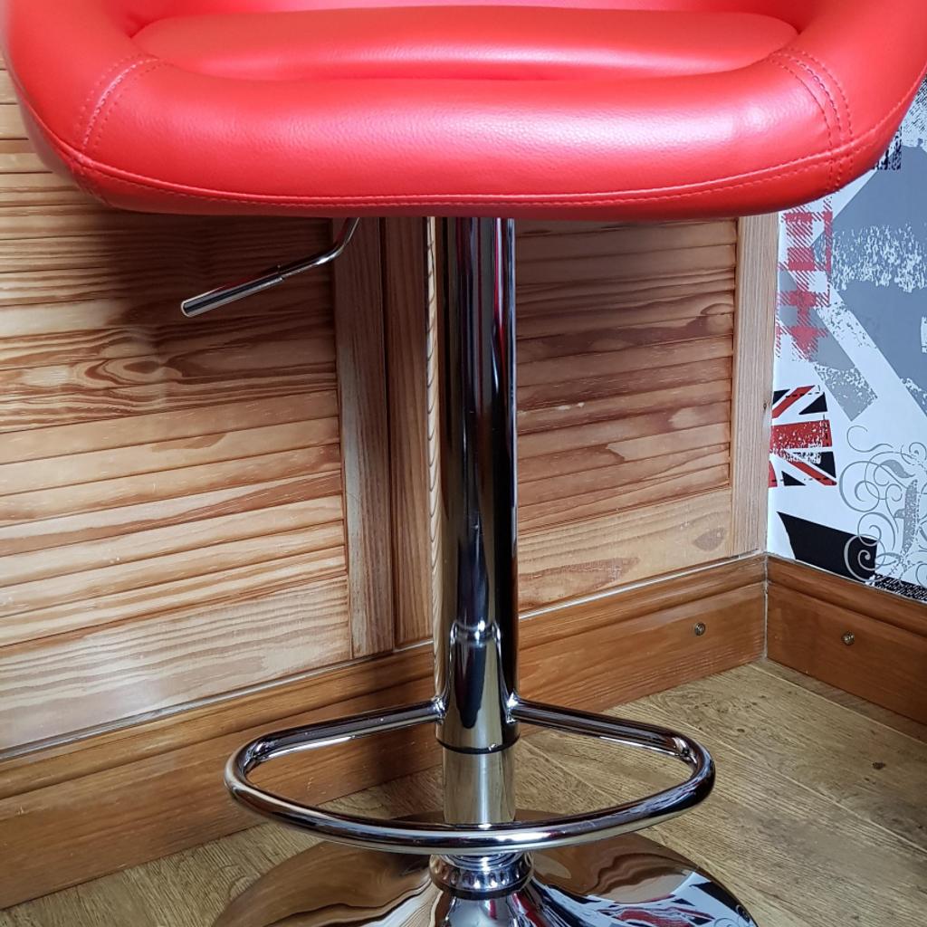 Bar/computer adjustable stool in Chesterfield für £ 15,00 zum Verkauf ...