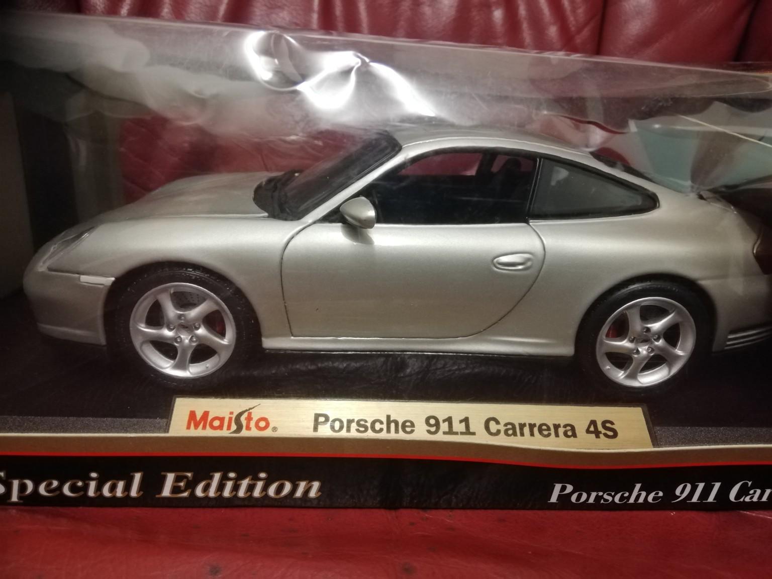 Porsche 911 Carrera 4S Maisto 1/18 – Modèle Réduit En Boîte, Collectionneur, état D’occasion G8