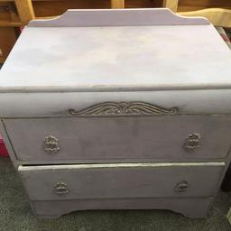 Drawers painted in chalk paint . Nice detail . Needs a re-paint