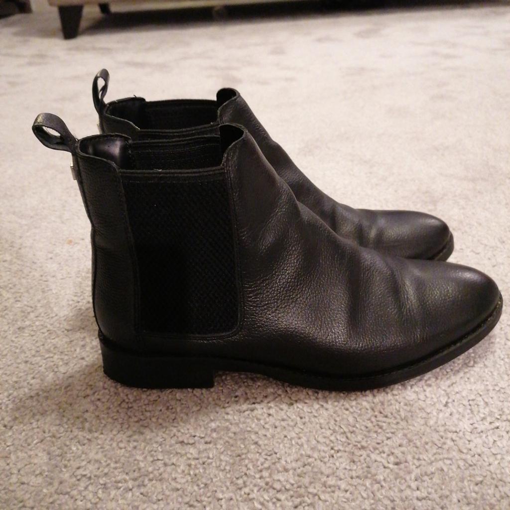 faith binky Black leather Chelsea boots 6 in TN40 Rother for