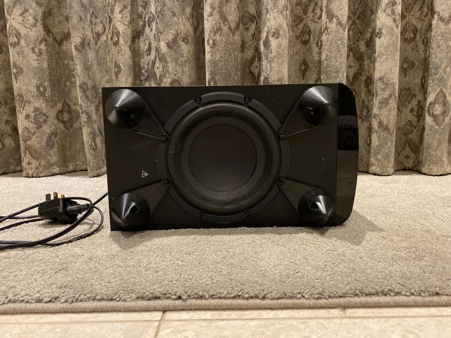 Subwoofer ONKYO SKW501 in KT17 Banstead for £40.00 for sale Shpock