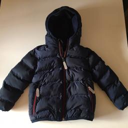 Jasper Conran dark blue winter coat.
Used just a couple of times and grew out. In perfect condition - like new.
For 2-3 year olds.
Open to reasonable offers