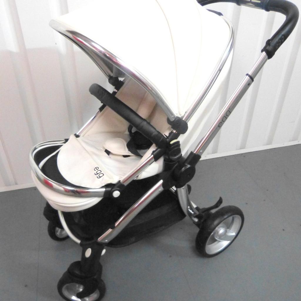 Swan white 2024 egg pram