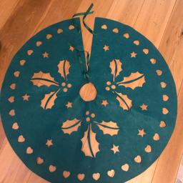Brand new tree skirt, never been used.