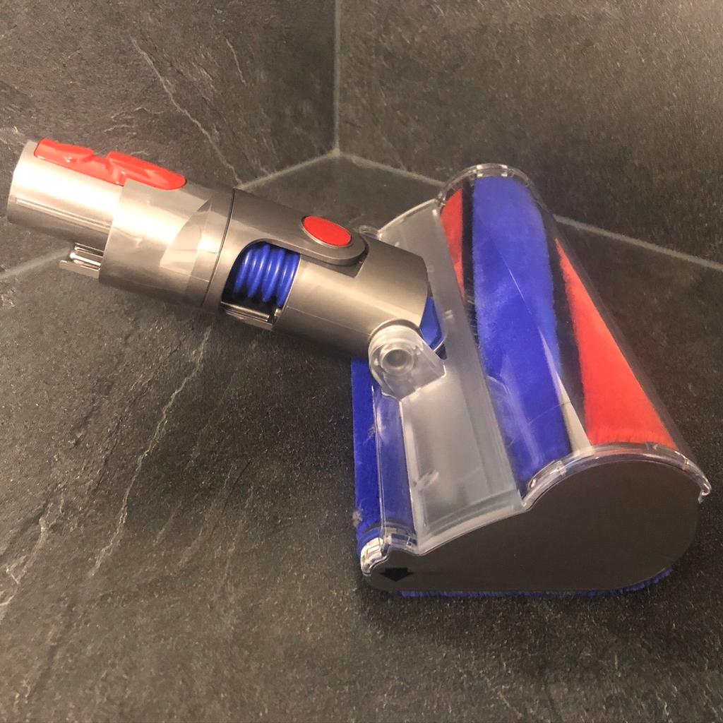 Dyson Bürste Fluffy für V8, V10 oder V11 in 6112 Marktgemeinde Wattens für € 50,00 zum Verkauf