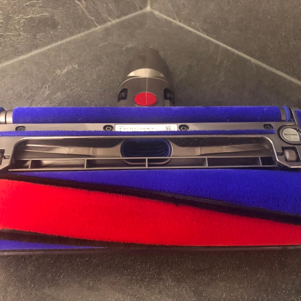 Dyson Bürste Fluffy für V8, V10 oder V11 in 6112 Marktgemeinde Wattens für € 50,00 zum Verkauf