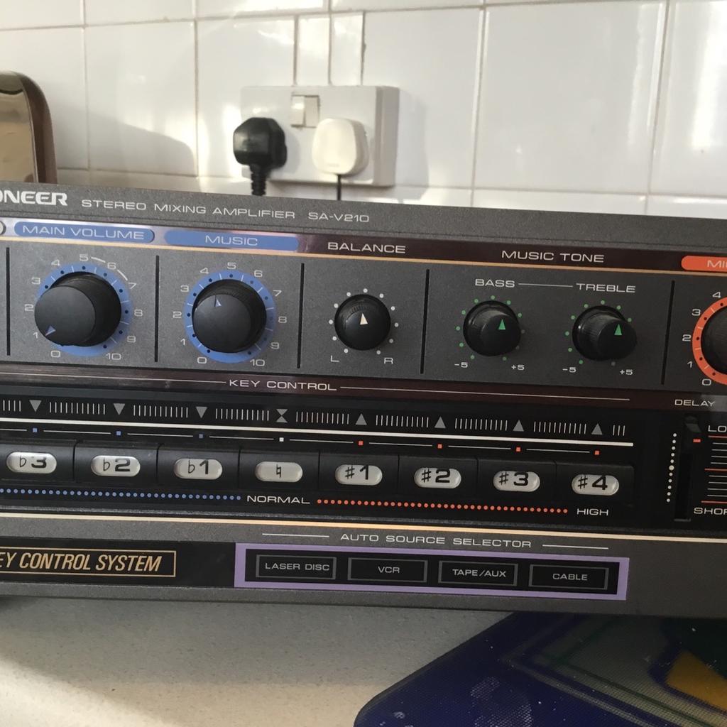 Pioneer stereo mixing amplifier Sa,v210 in DY2 Dudley für £ 100,00 zum