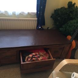 3 draws, very solid, cushion top, good condition.

Collect from henleaze only.
We have stairs, husband can assist another person to carry.

Check out other items, having a big clear out- baby, ladies, men’s, household and lots still being uploaded.