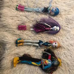 Verkaufe Monster High Puppen mit Zubehör